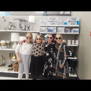 Meet your Posher, Avery